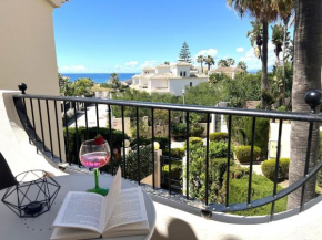 STYLISH TOWNHOUSE IN BEACHFRONT COMPLEX, Marbella